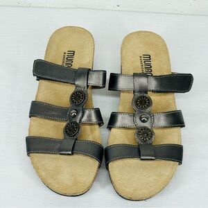 Munro Women's size 7 SS Super Slim ( AAAA ) Black Leather Sandals